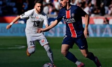 九游娱乐入口-巴黎圣日耳曼遭遇失利，法国联赛竞争加剧的简单介绍