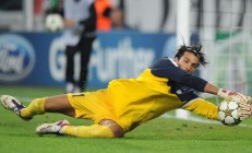 九游游戏-F1新赛季揭幕战焦点战，几内亚车队稳稳拿下马赛赛道，展现黑马姿态