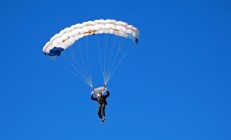 九游娱乐官方-红魔奇迹夜，罗德里一鸣惊人，曼联惊天逆转银河战舰