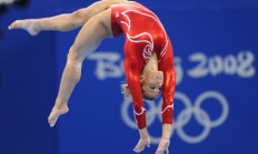 九游官网-温网力克美网，兹维列夫惊艳四座的网球哲学