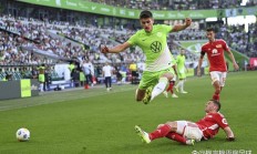 九游娱乐app下载-沃尔夫斯堡客场逆转，取得重要胜利的简单介绍