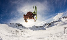 九游娱乐-篮球之夜，北京队轻取江苏队，恩比德跨洋刷新纪录