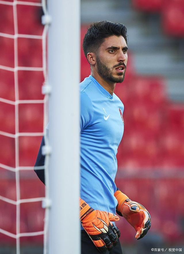 拉齐奥签下新猎物路易斯·阿尔贝托,球队冲击新赛季前列的简单介绍 拉齐奥签下新猎物路易斯·阿尔贝托,球队冲击新赛季前列的简单介绍