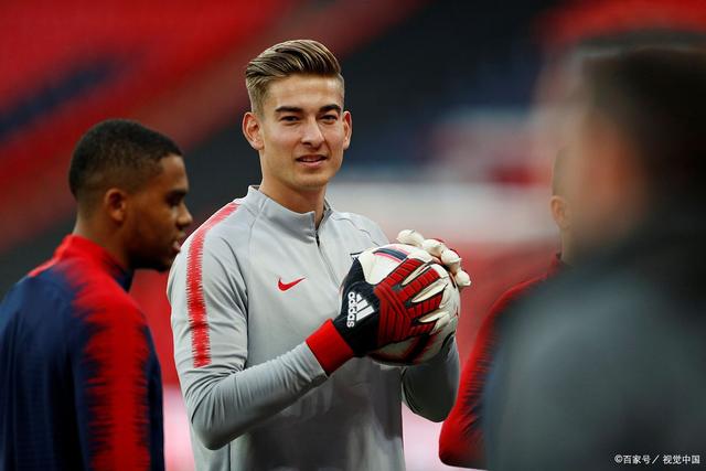 加拿大队战至最后时刻,险胜晋级四强 加拿大队战至最后时刻,险胜晋级四强