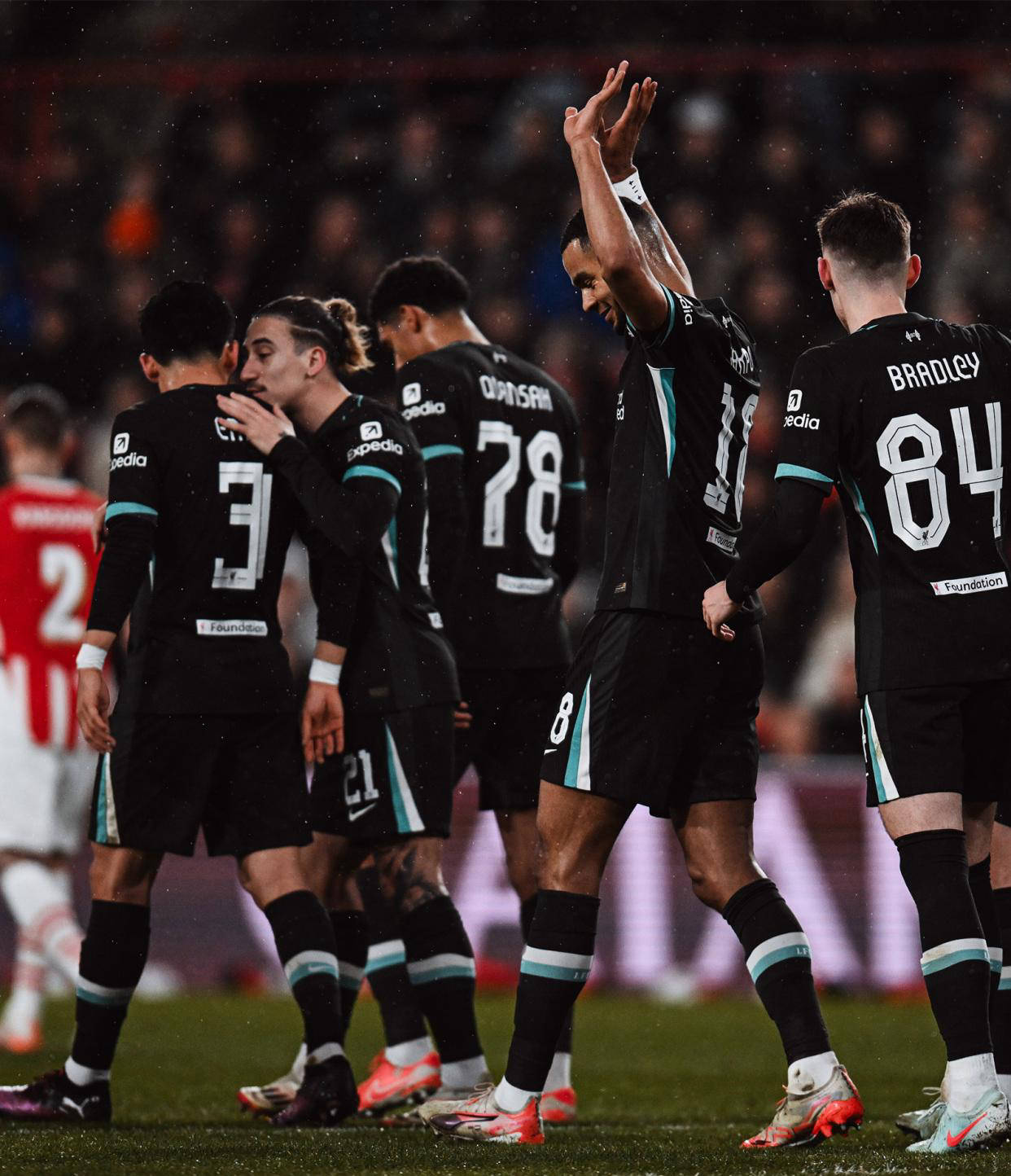 包含马德里竞技轻松晋级,迎来八强赛新希望的词条 包含马德里竞技轻松晋级,迎来八强赛新希望的词条