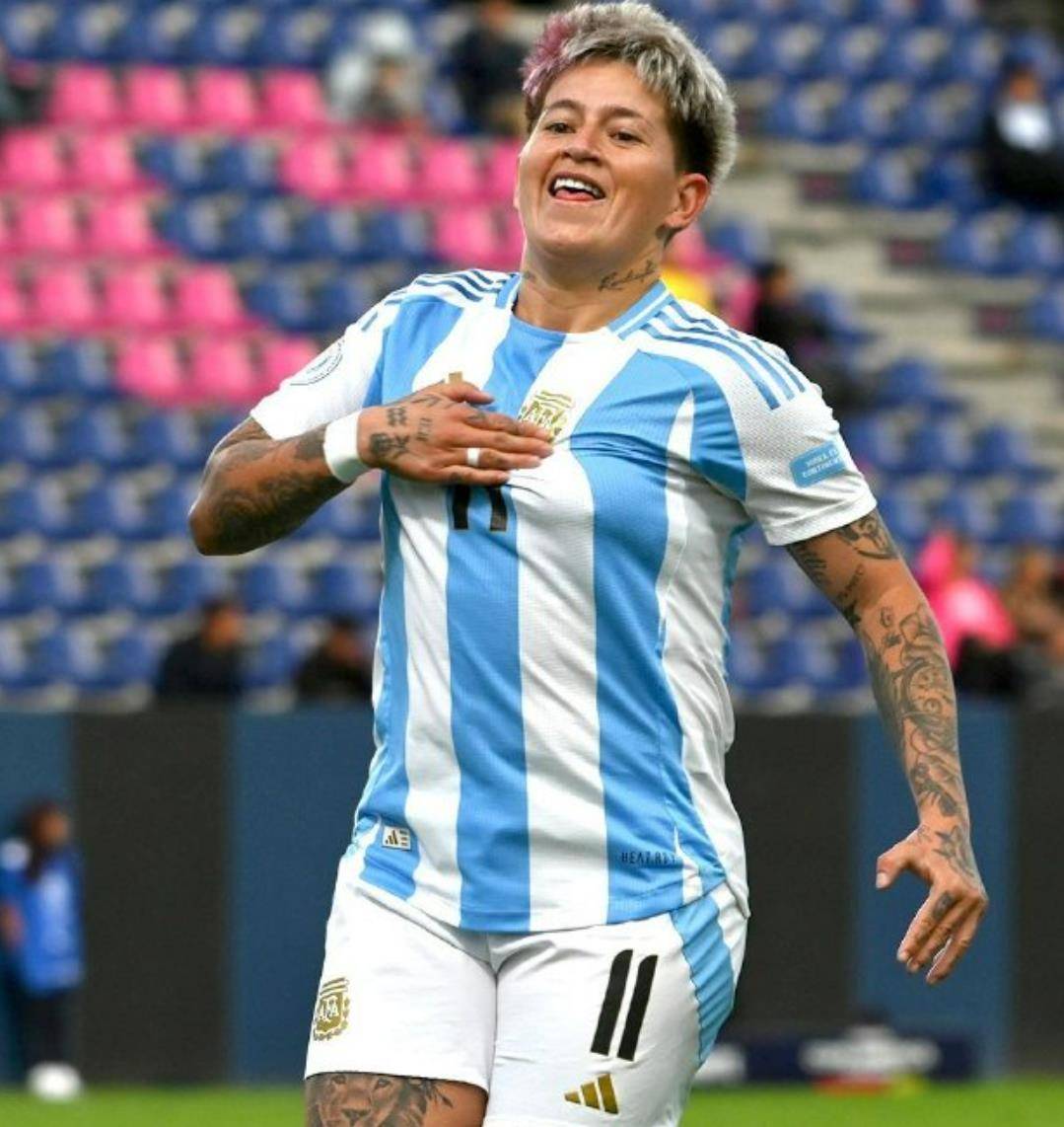 阿根廷女足选手获得最佳进球奖 阿根廷女足选手获得最佳进球奖