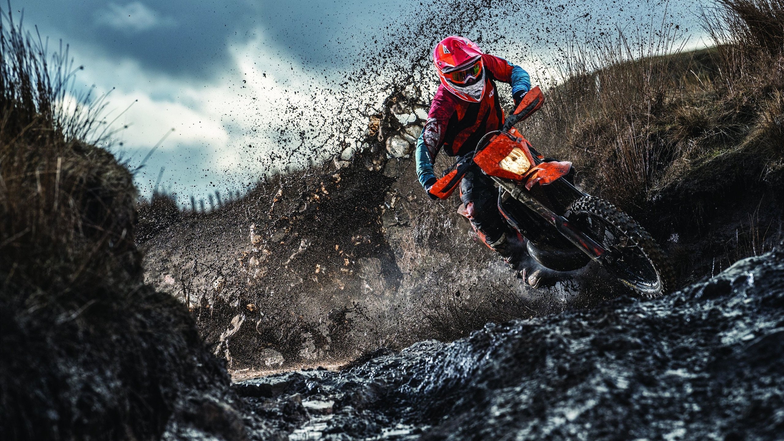 伊萨克爆发点燃北欧之光，克罗地亚坚韧过关显淘汰赛底蕴